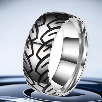 Men's Non-fading Etching Tire Pattern Vintage Ring