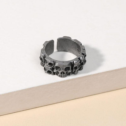 Vicntage Hell IDeon Skull Male Ring Metallic Blmak